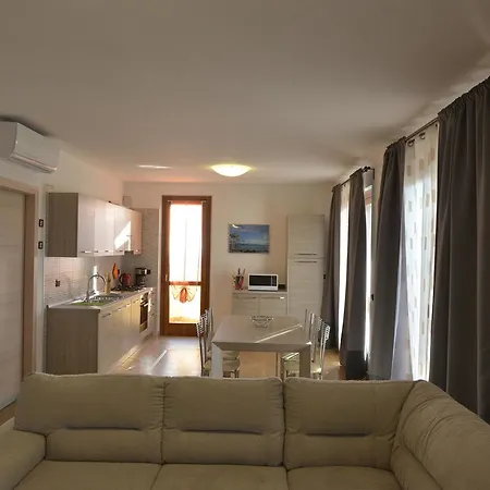 Delizia Picedo Apartamento Polpenazze del Garda